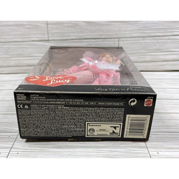 I Love Lucy Barbie Collector Episode 116 Lucy Gets in Pictures 2006 - Picture 7 of 7